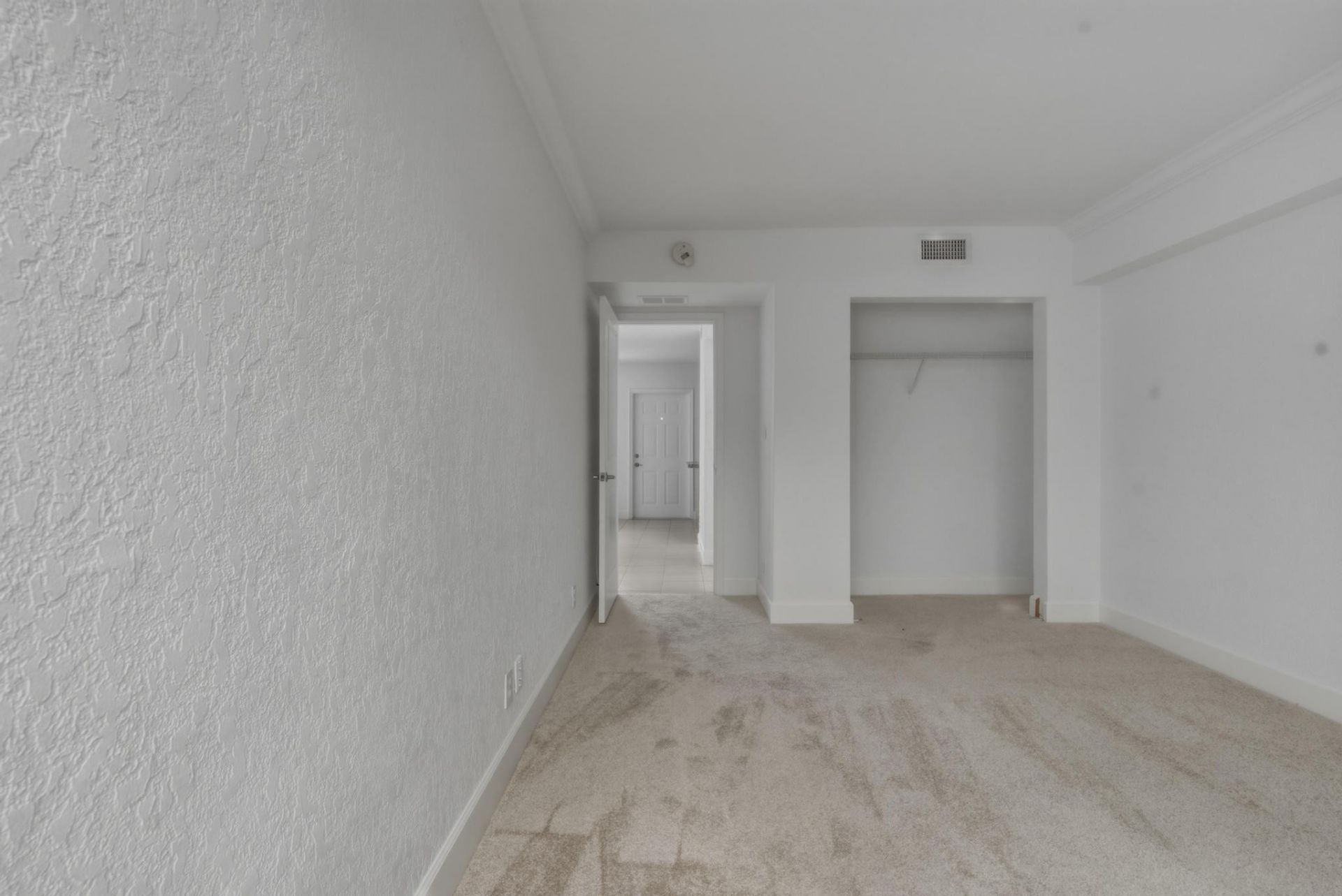 2660 NE 8th Ave, Unit 102, Wilton Manors, FL 33334 Photo