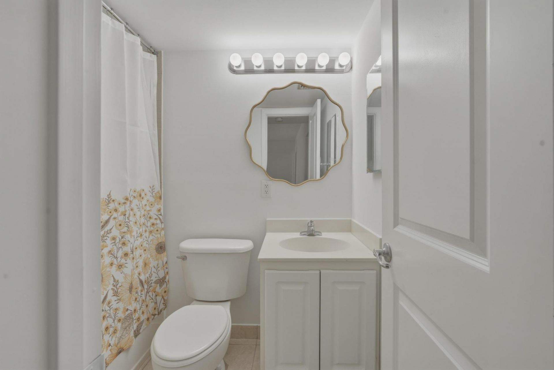 2660 NE 8th Ave, Unit 102, Wilton Manors, FL 33334 Photo