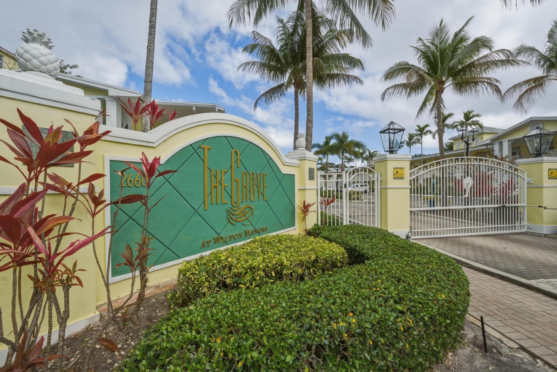 2660 NE 8th Ave, Unit 102, Wilton Manors, FL 33334 Photo