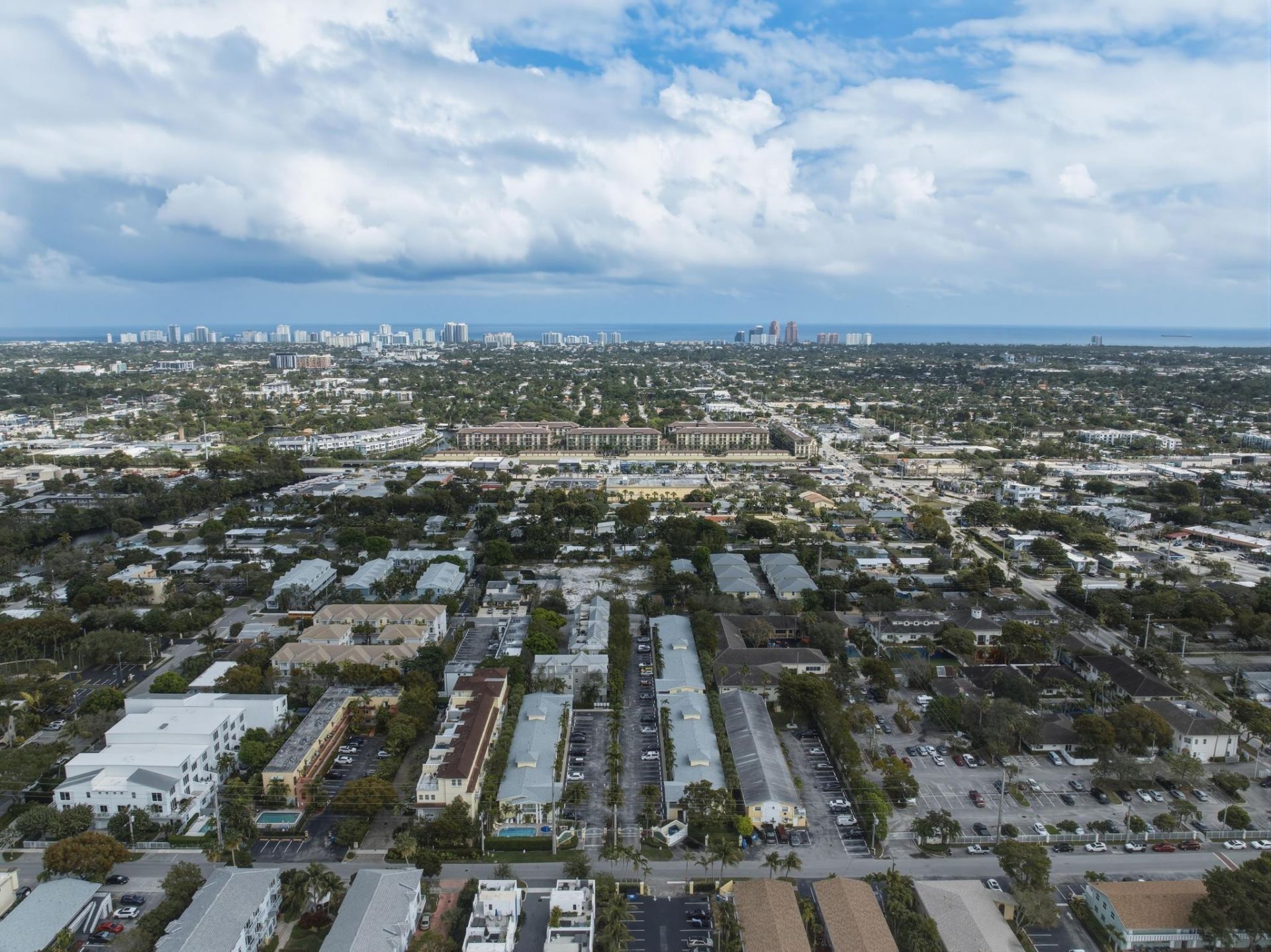 2660 NE 8th Ave, Unit 102, Wilton Manors, FL 33334 Photo