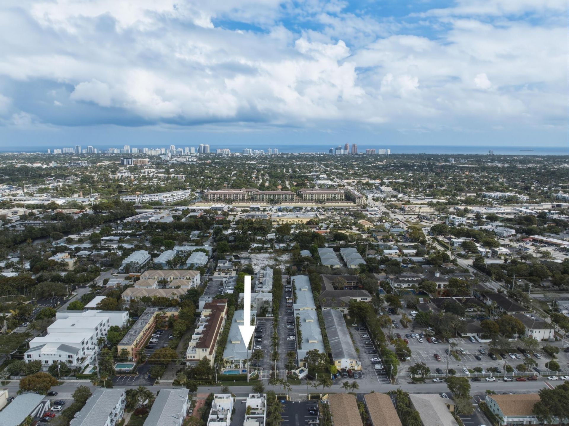 2660 NE 8th Ave, Unit 102, Wilton Manors, FL 33334 Photo