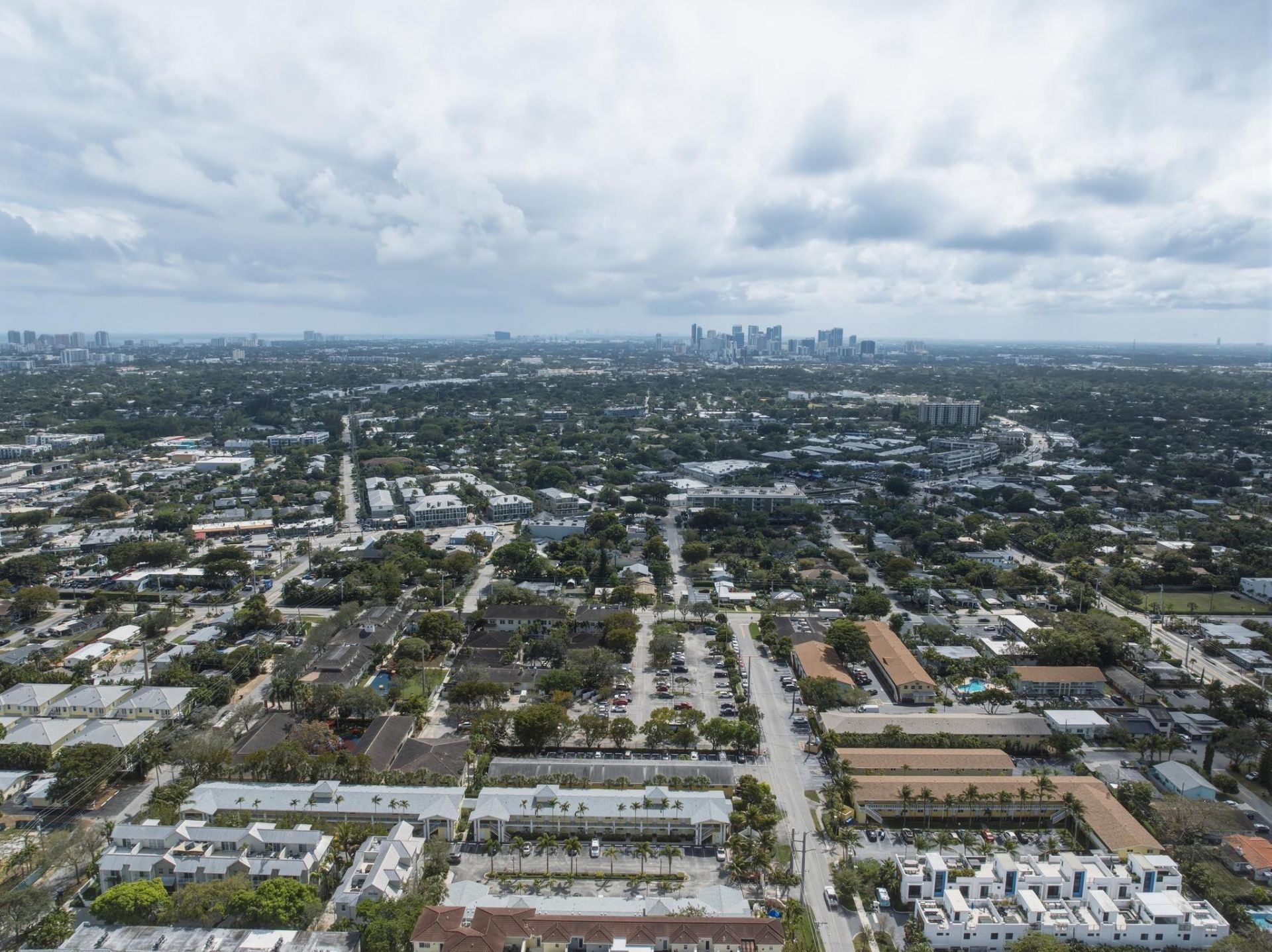 2660 NE 8th Ave, Unit 102, Wilton Manors, FL 33334 Photo