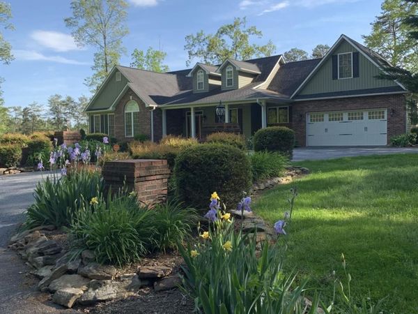 110 Mandy Lane, Tryon, NC 28782