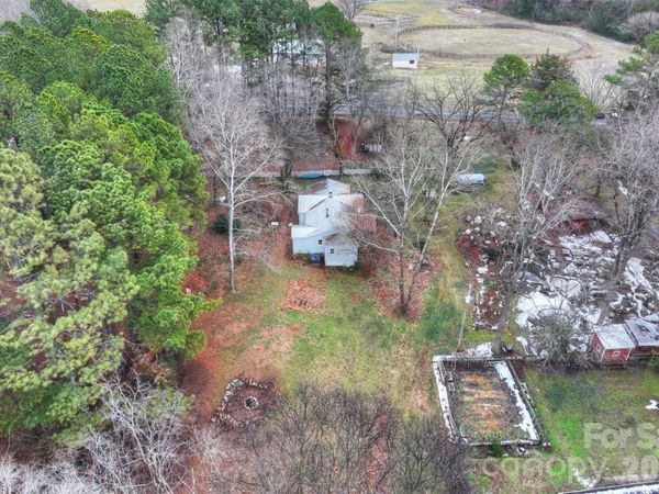 18613 Newsome Road, Oakboro, NC 28129