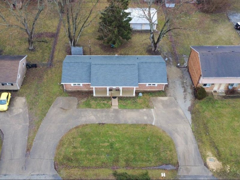 7636 Rosewood Drive, Blanchester, OH 45107 Photo 3