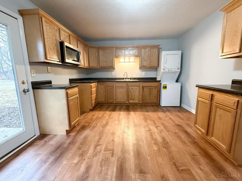 7636 Rosewood Drive, Blanchester, OH 45107 Photo 8