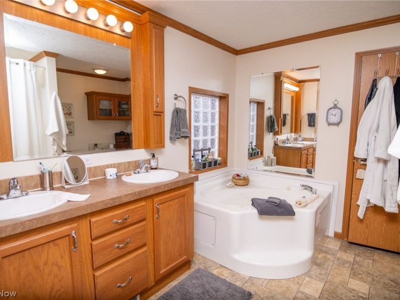 41152 Black Oak Road, Flushing, OH 43977 Photo 22