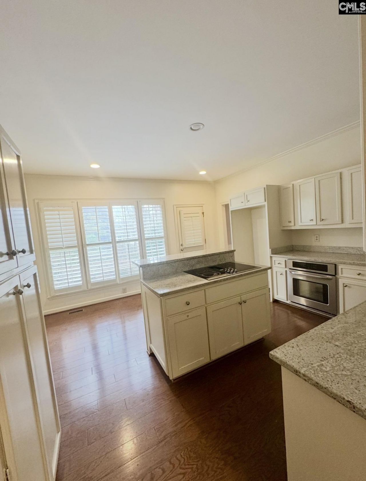 14 Mallet Hill Court  Photo 6