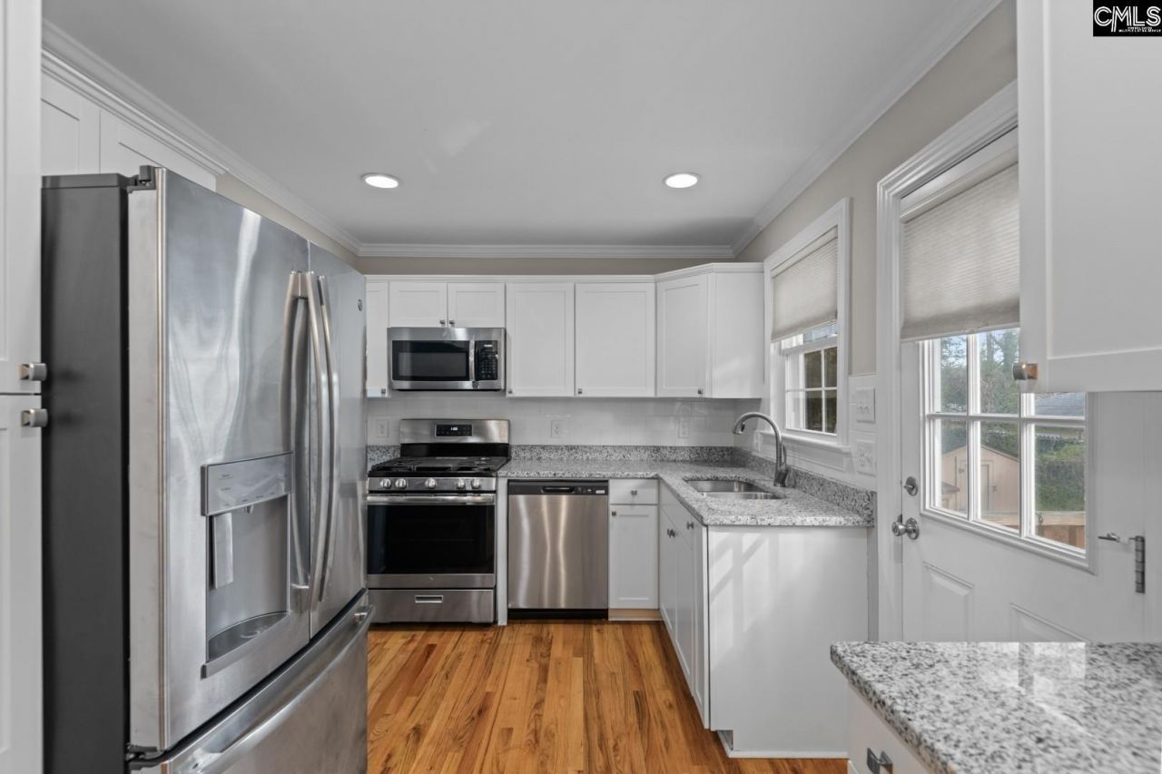 746 Deerwood Street  Photo 8