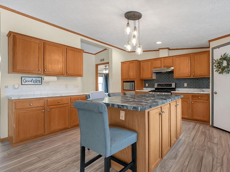 10648 Watson Road SE, Heath, OH 43056 Photo 14