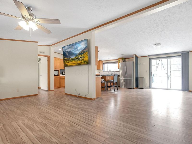 10648 Watson Road SE, Heath, OH 43056 Photo 8