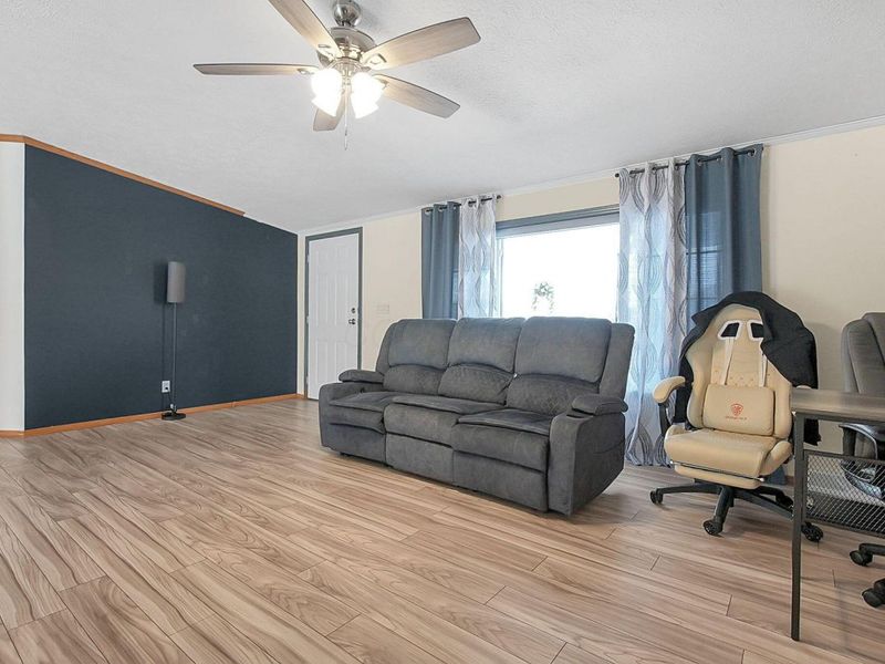 10648 Watson Road SE, Heath, OH 43056 Photo 9