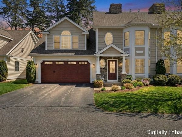 20 Kensington Way, Unit 20, Tewksbury, MA 01876