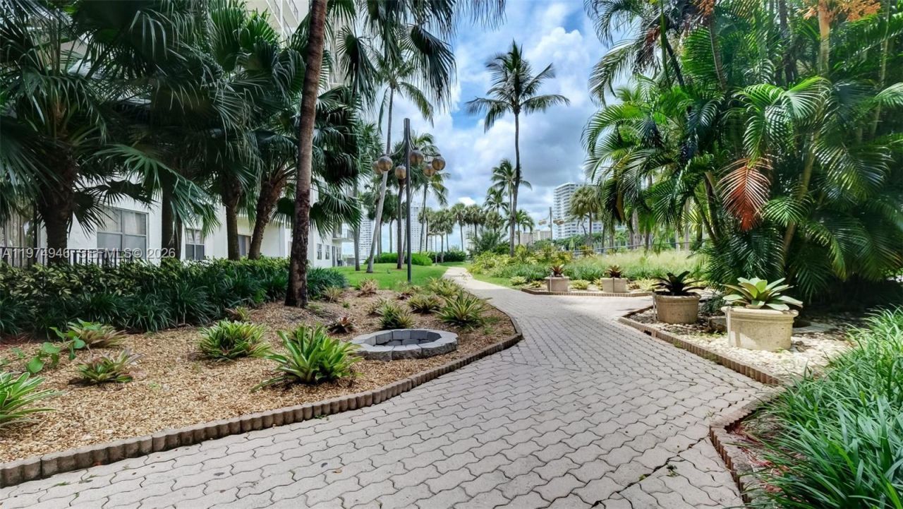 18151 NE 31st Ct, Unit 1511, Aventura, FL 33160 Photo
