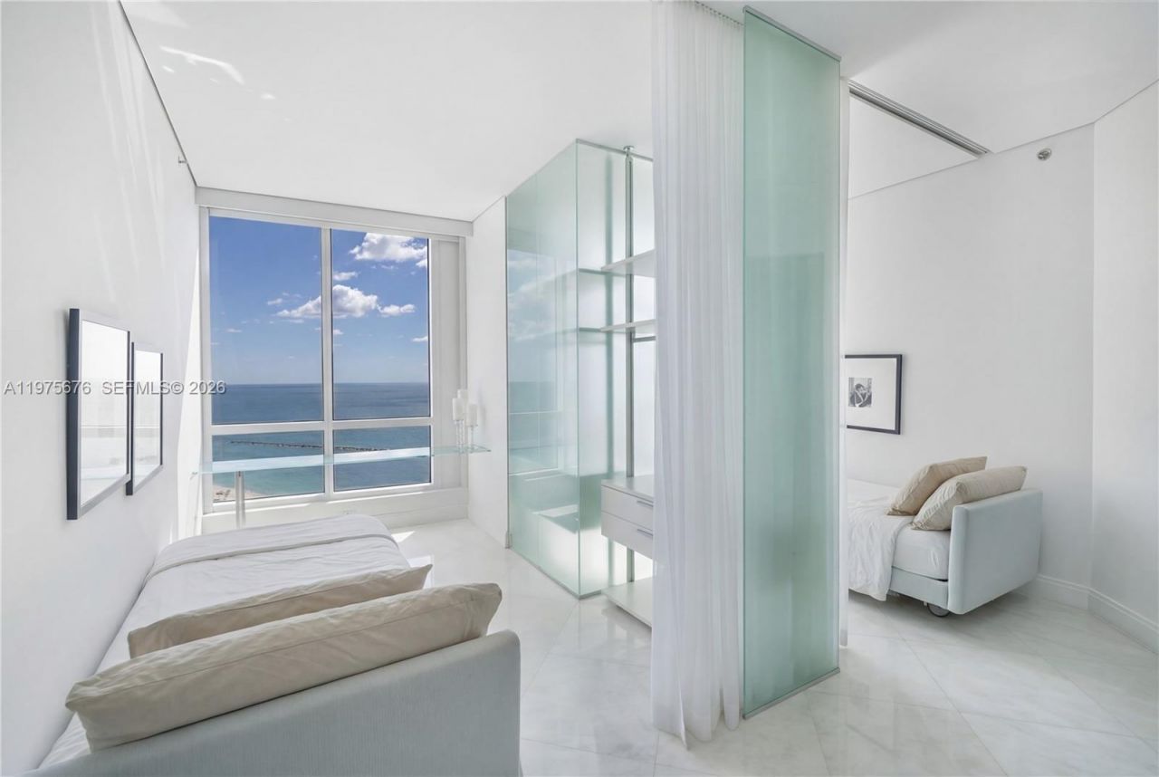 100 S Pointe Dr, Unit 2604, Miami Beach, FL 33139 Photo