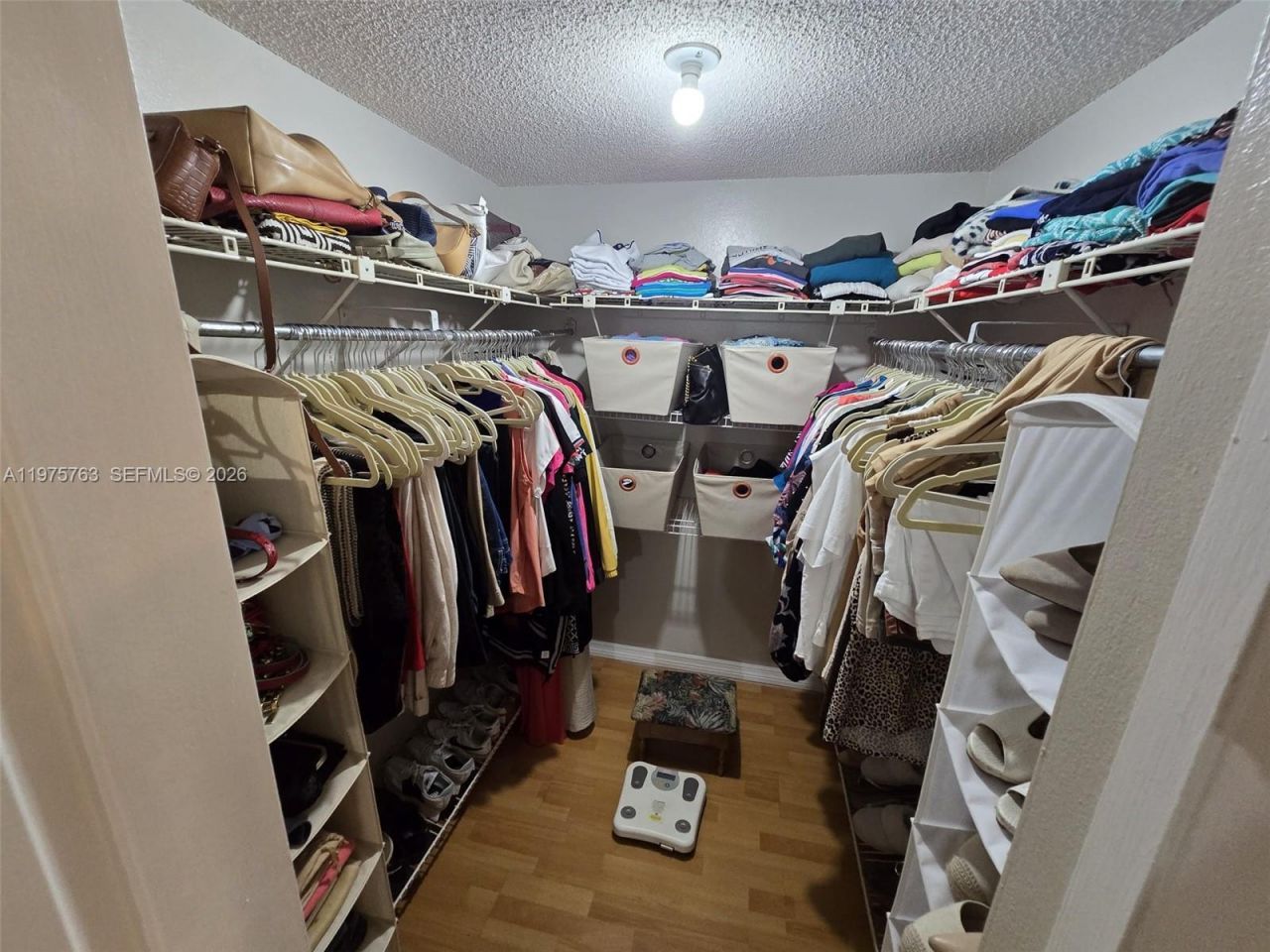 140 Lakeview Dr , Unit 111, Weston, FL 33326 Photo