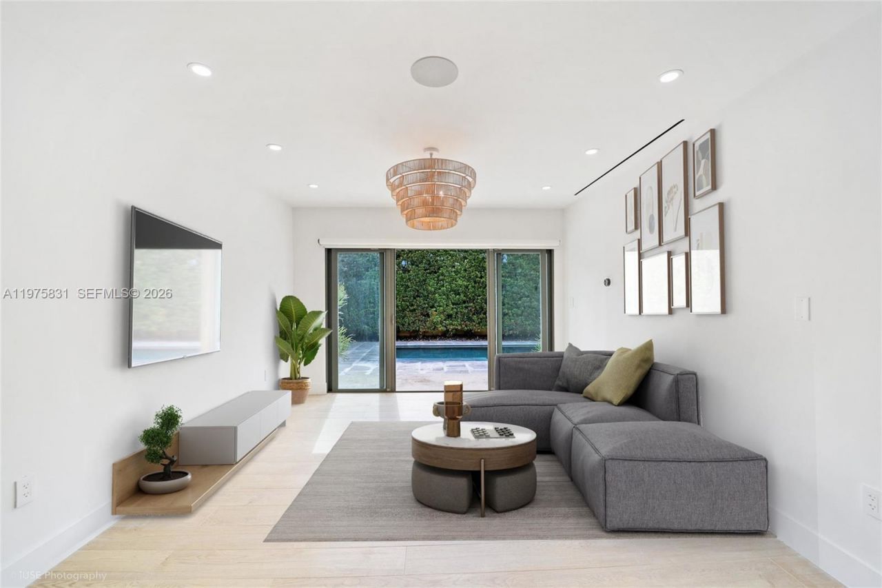 555 NE 52nd Ter, Miami, FL 33137 Photo