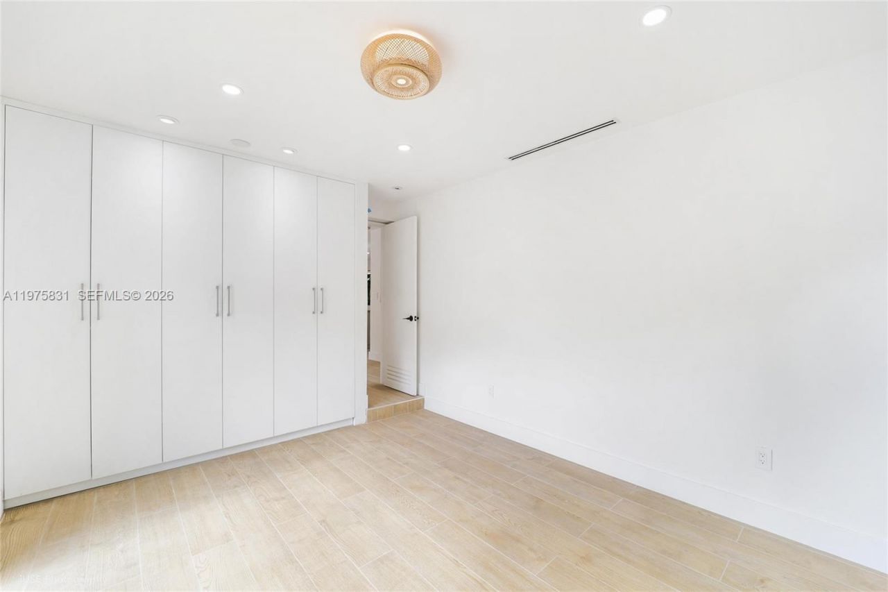 555 NE 52nd Ter, Miami, FL 33137 Photo