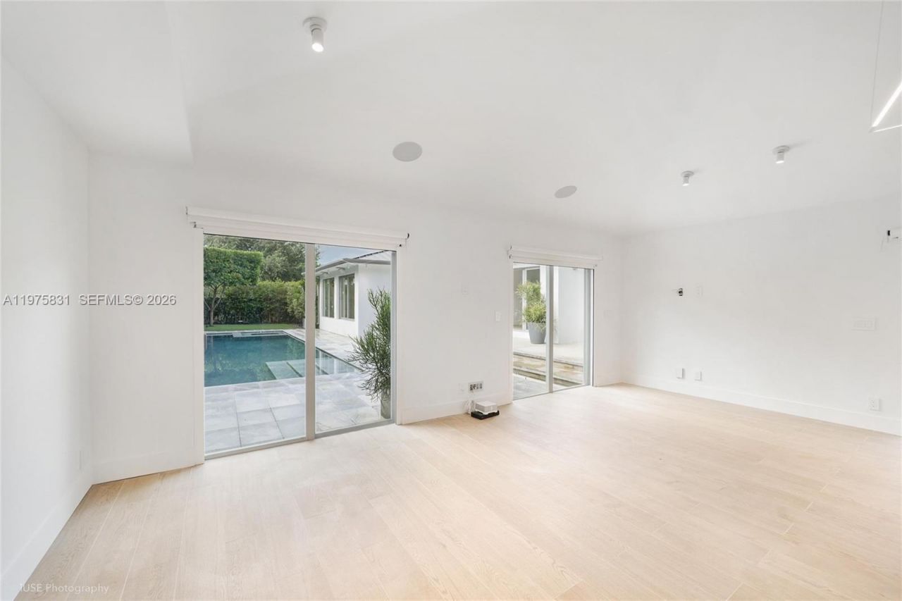 555 NE 52nd Ter, Miami, FL 33137 Photo