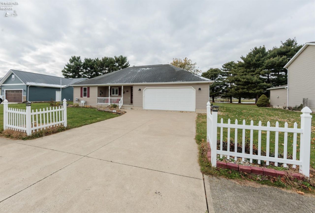 16 Senior Drive, Greenwich, OH 44837 Main Photo