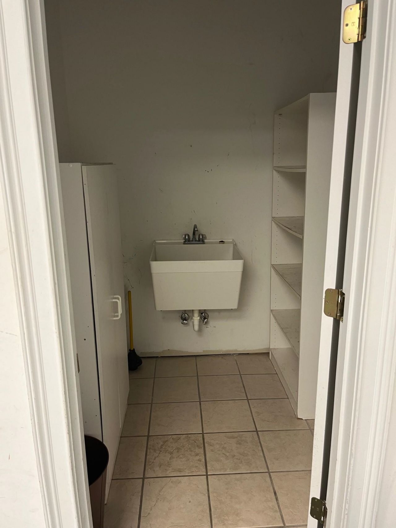 263 Commerce Dr. Photo 6