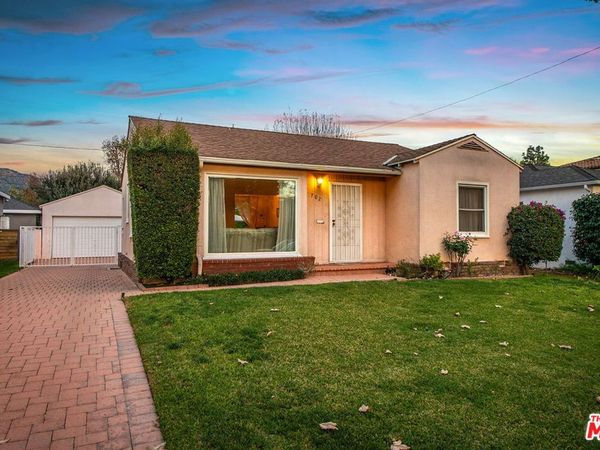 702 N Reese Place, Burbank, CA 91506