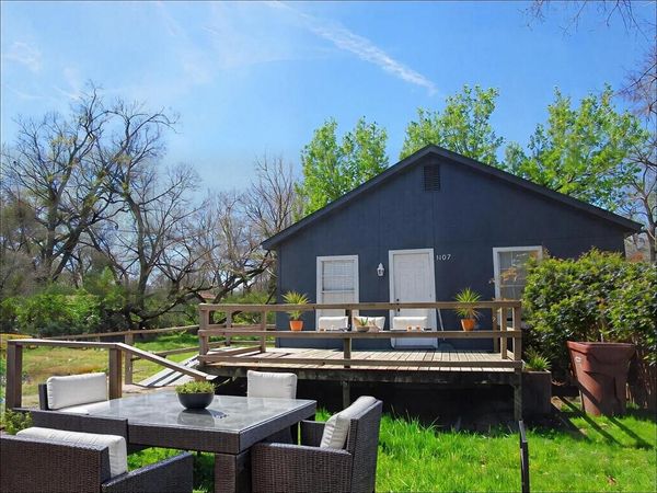 1107 Beech S, Bonham, TX 75418