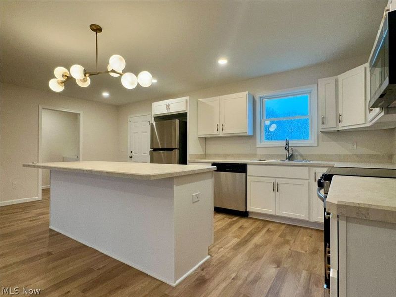 1581 Drexel Avenue NW, Warren, OH 44485 Photo 12