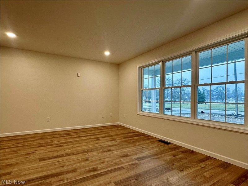 1581 Drexel Avenue NW, Warren, OH 44485 Photo 4