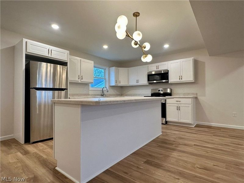 1581 Drexel Avenue NW, Warren, OH 44485 Photo 9