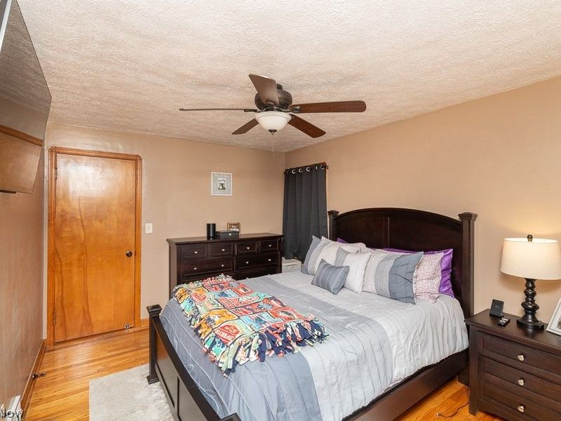 6365 Doncaster Avenue, Parma, OH 44129 Photo 13