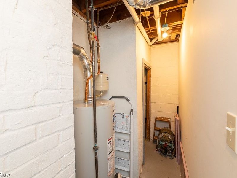 6365 Doncaster Avenue, Parma, OH 44129 Photo 27