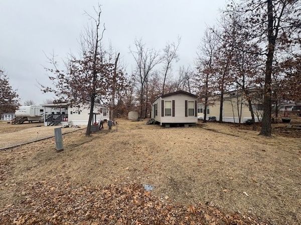 20/25 Woodhaven , Sublette, IL 61367