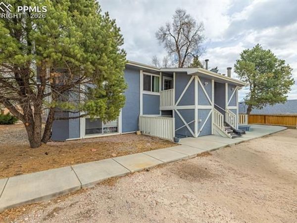 2585 E Cache La Poudre Street, Colorado Springs, CO 80909