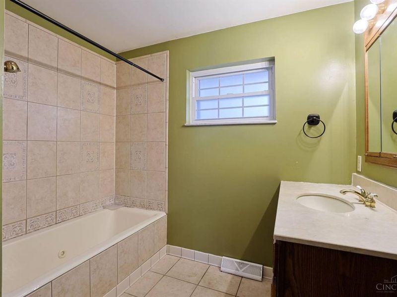 1126 Hickok Lane, Delhi Twp, OH 45238 Photo 29