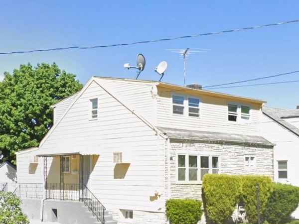 521 N 7th Street , Unit 2nd FL, New Hyde Park, NY 11040