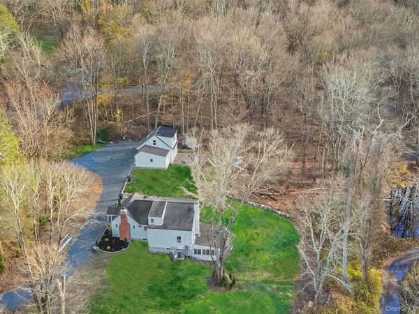 65 Hickory Lane , Bedford, NY 10506