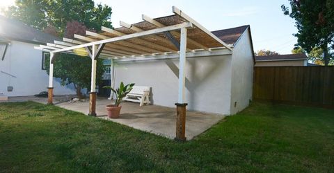 151 San Antonio Way, Sacramento, CA 95819 Photo