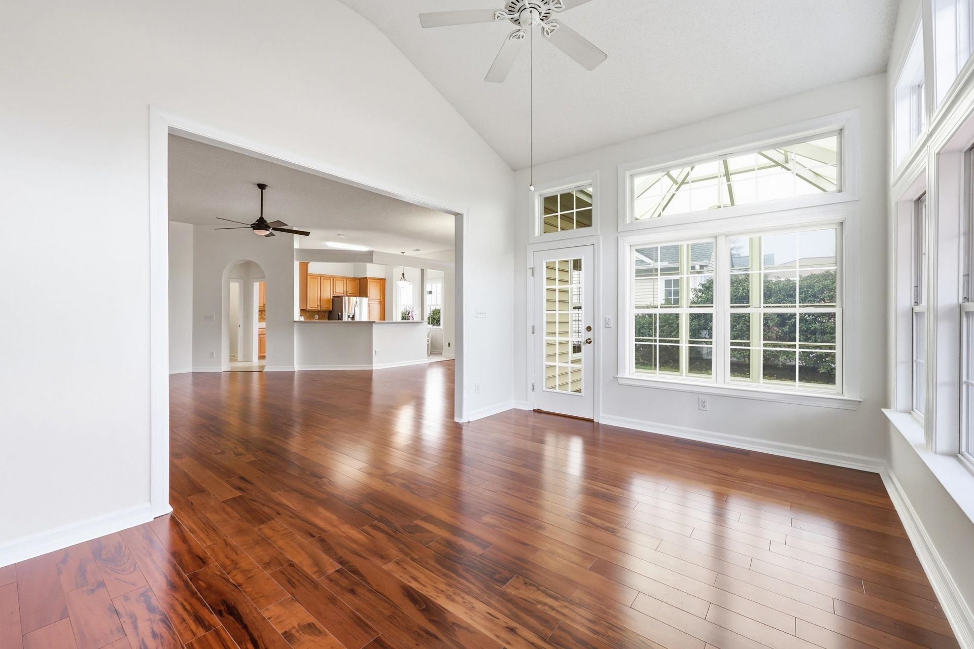6439 Longwood Dr. Photo 27
