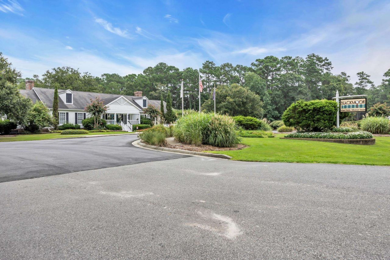 6439 Longwood Dr.  Photo 40