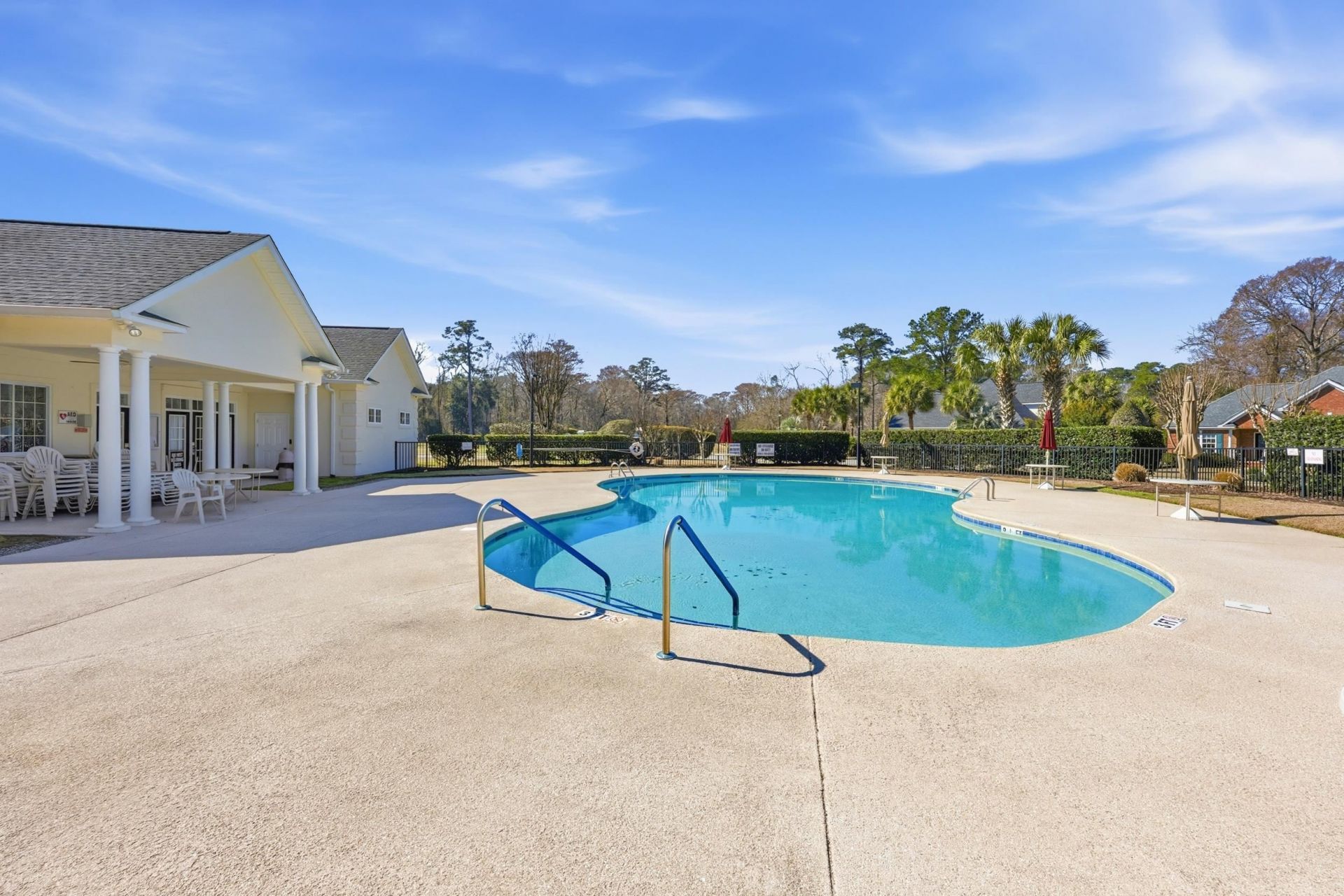 6439 Longwood Dr. Photo 46