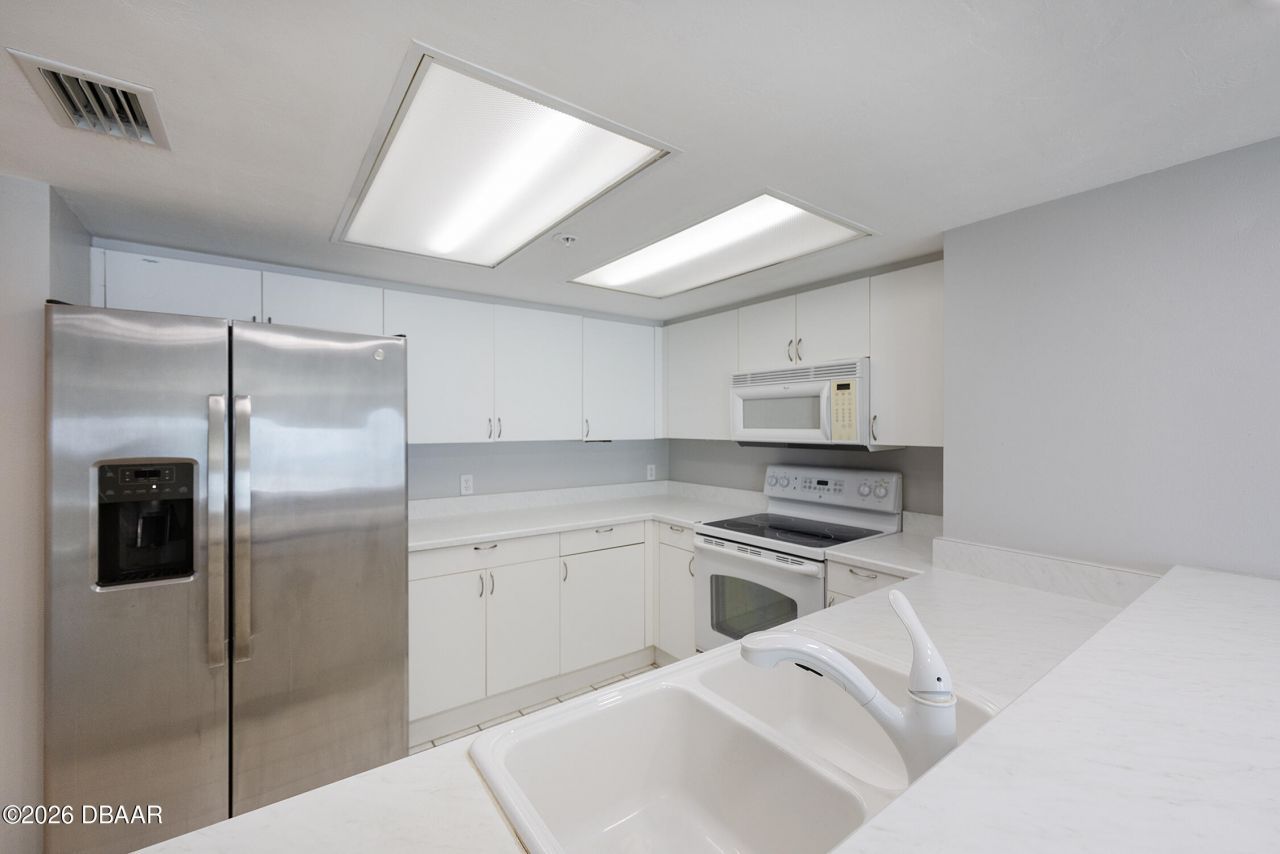 2967 S Atlantic Avenue, Unit 406, Daytona Beach Shores, FL 32118 Photo