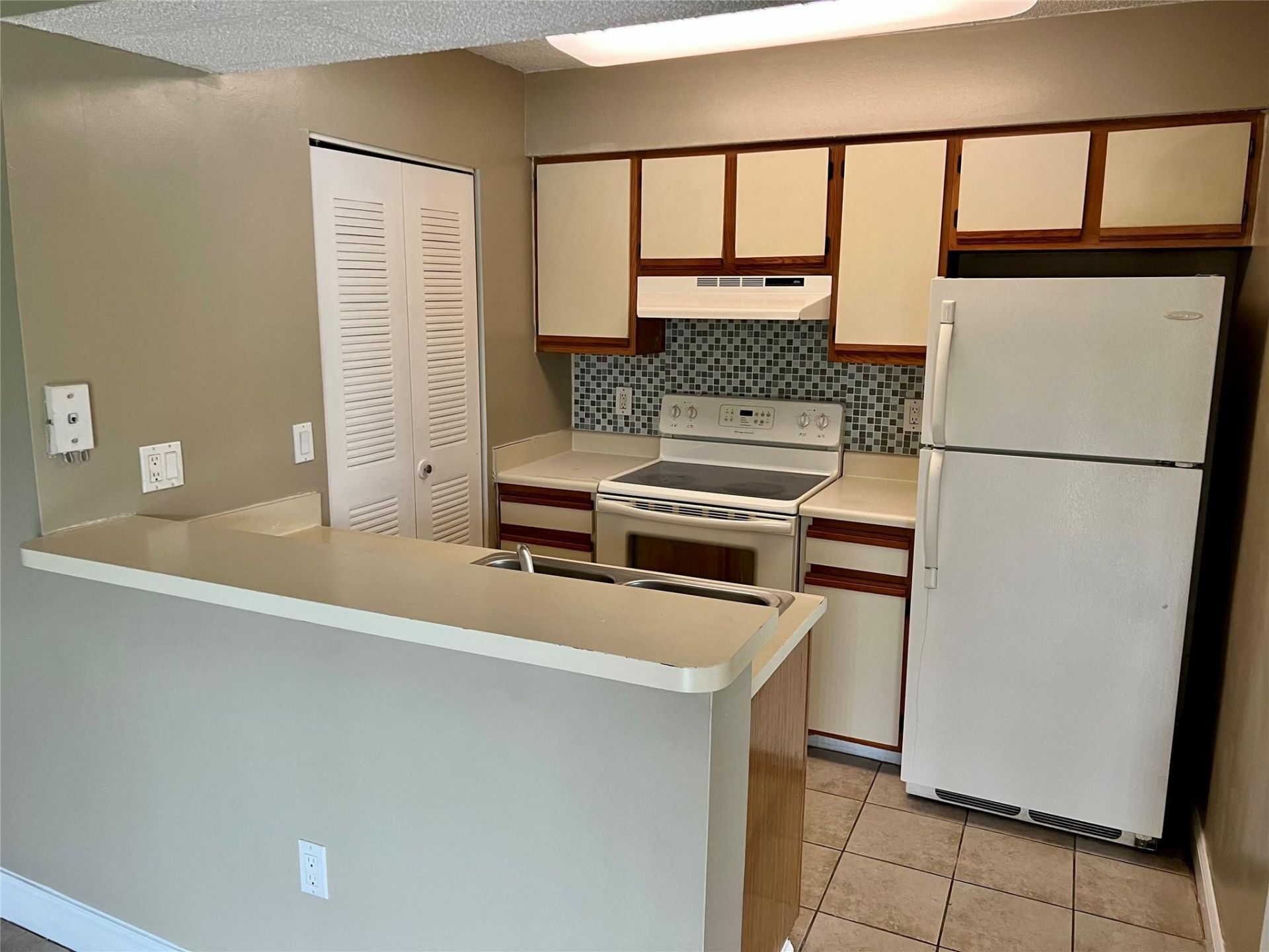 1239 SW 46th Avenue, Unit 913, Pompano Beach, FL 33069 Photo