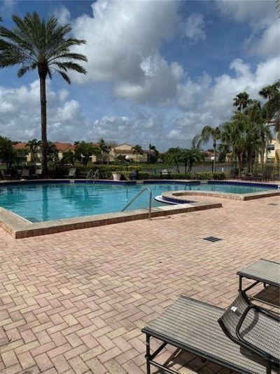 1239 SW 46th Avenue, Unit 913, Pompano Beach, FL 33069 Photo