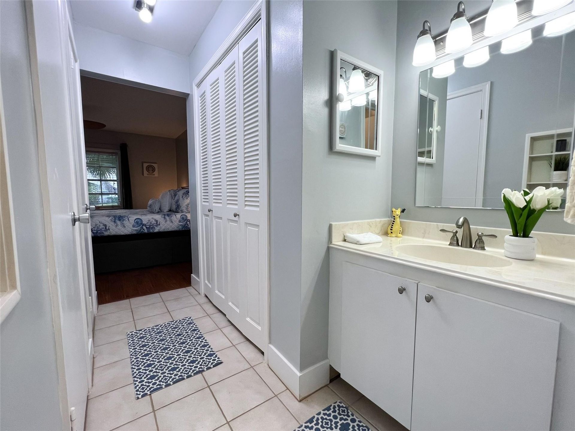 6239 Bay Club Drive, Unit 1, Fort Lauderdale, FL 33308 Photo