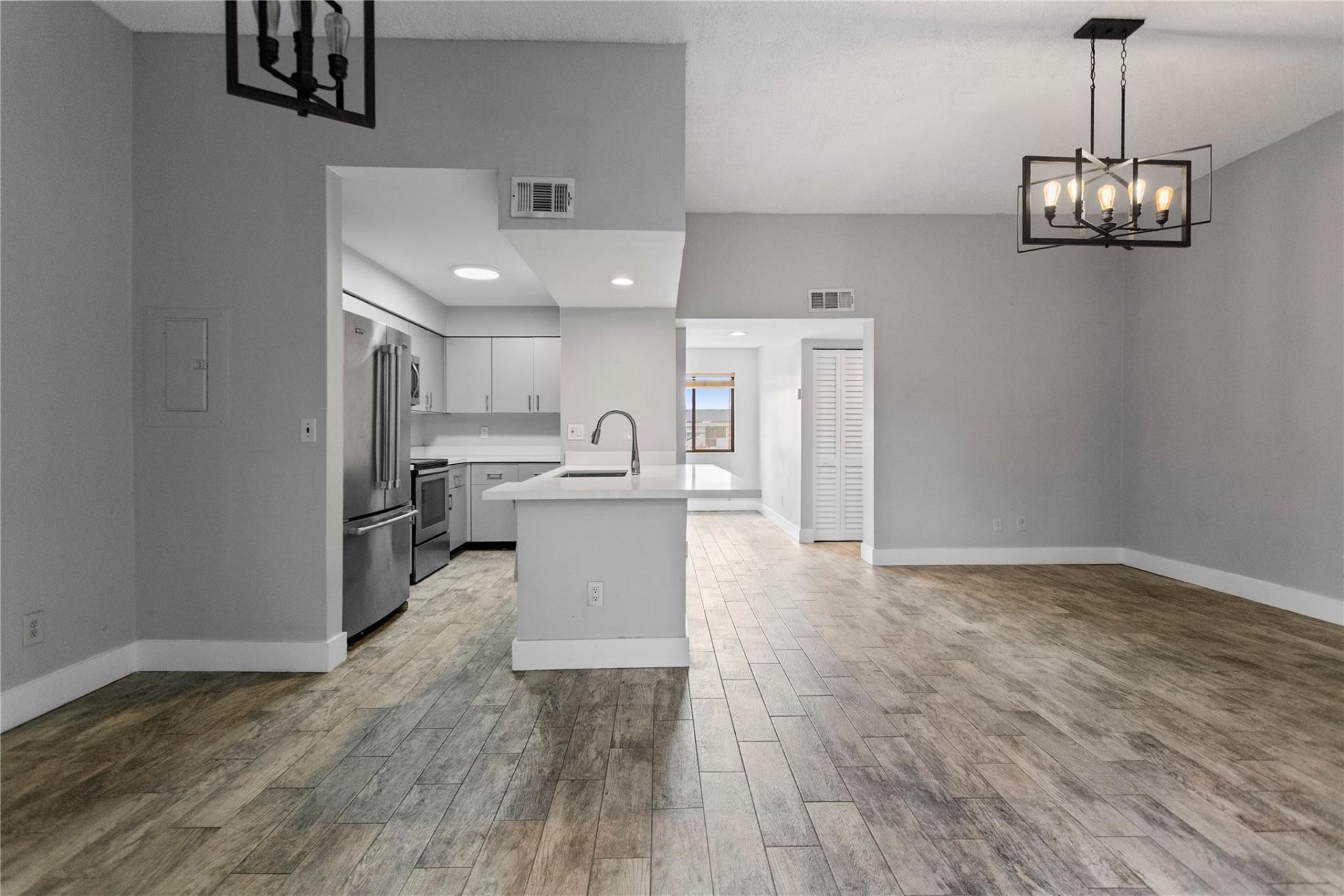 8164 NW 17th Manor, Unit 8164, Plantation, FL 33322 Photo