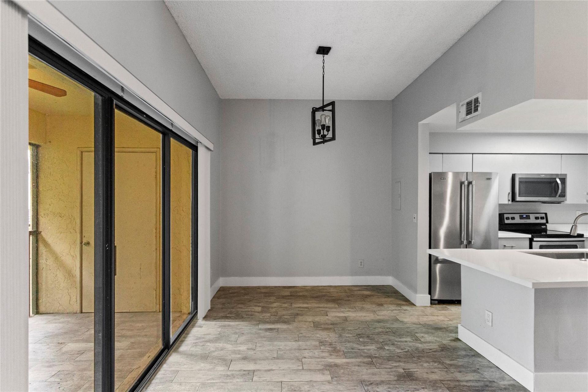 8164 NW 17th Manor, Unit 8164, Plantation, FL 33322 Photo