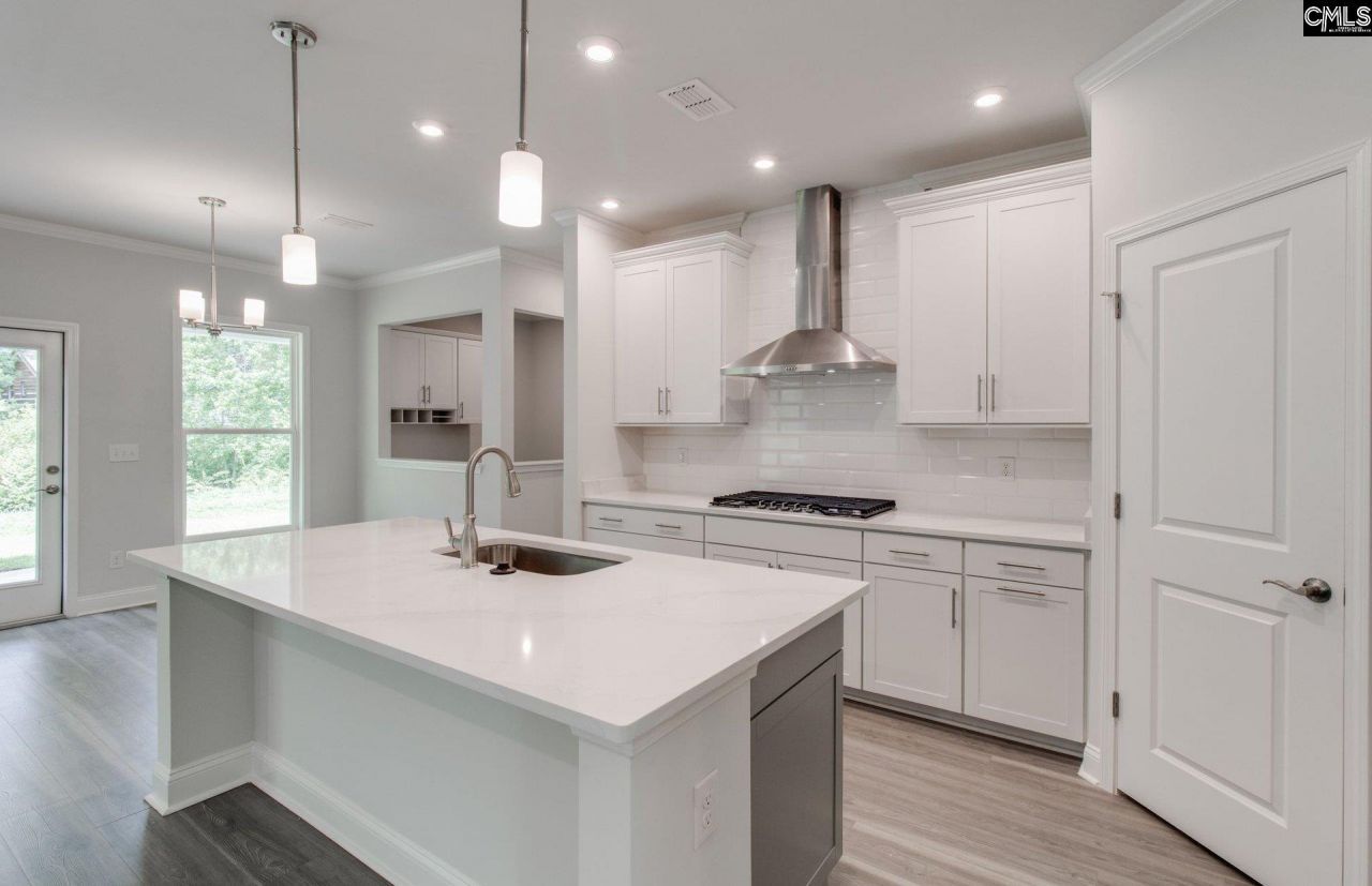 172 Schneider Lane  Photo 8