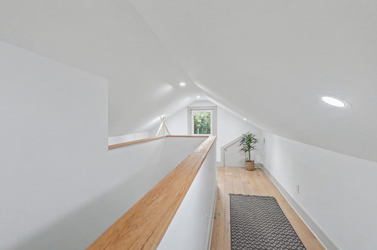 5 Saint Margaret Street Photo 33