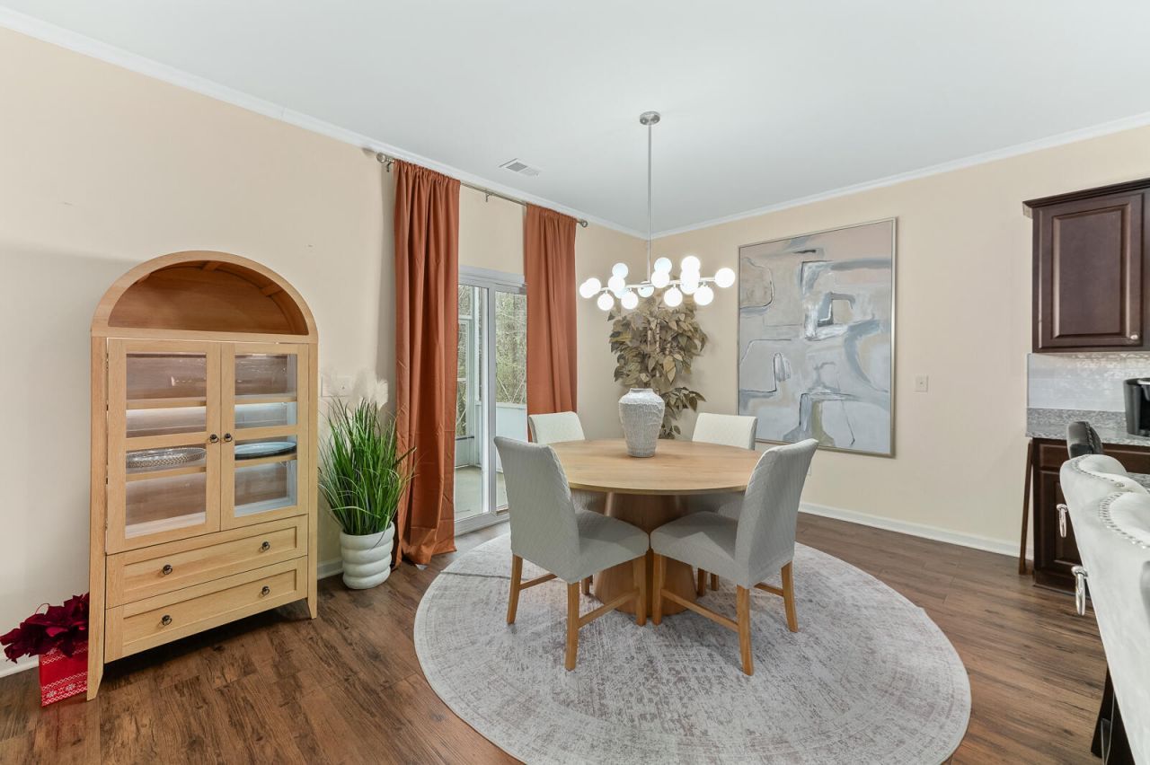 169 Stoney Creek Way Photo 11